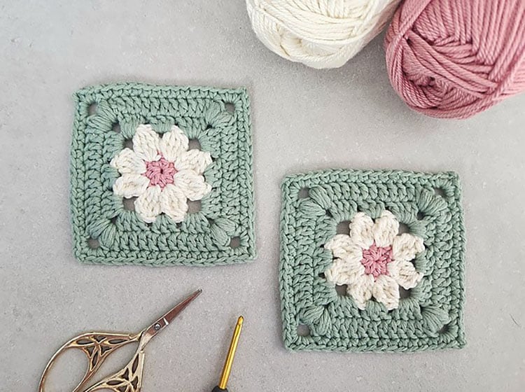 Daisy Granny Square
