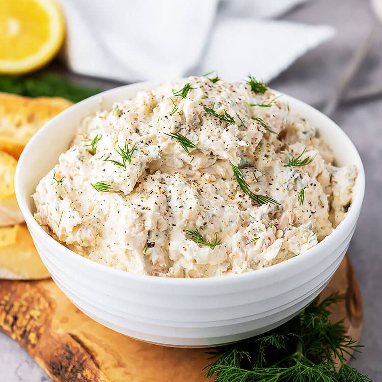 Easy Smoked Salmon Dip - Frosting and Confetti