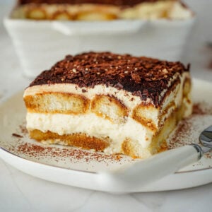 Classic Tiramisu Featured
