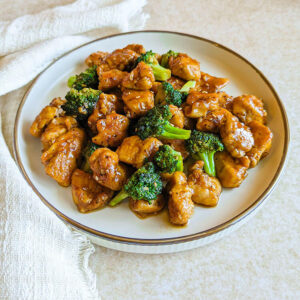 honey garlic chicken feature