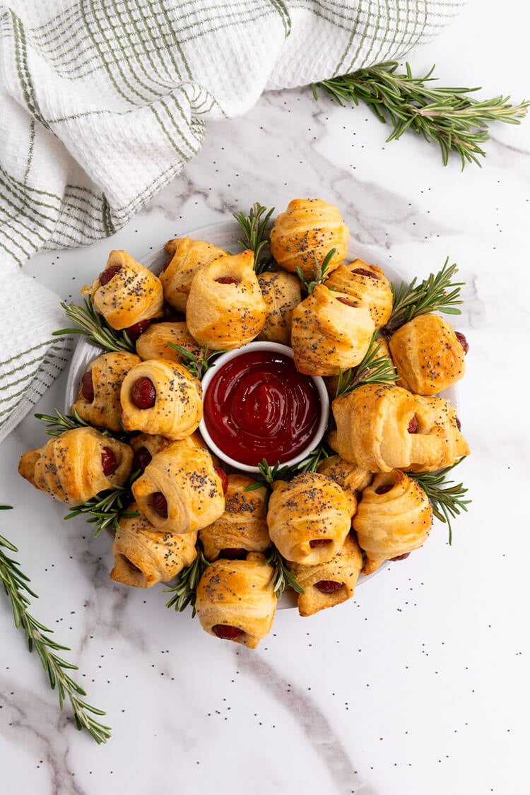 Crescent Roll Mini Pigs in a Blanket