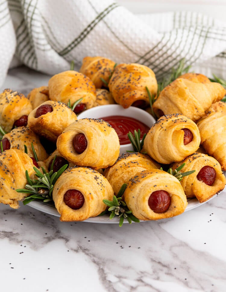 Crescent Roll Mini Pigs in a Blanket