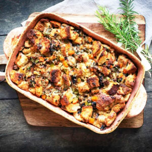 Easy Herb and Vegetable Stuffing feature