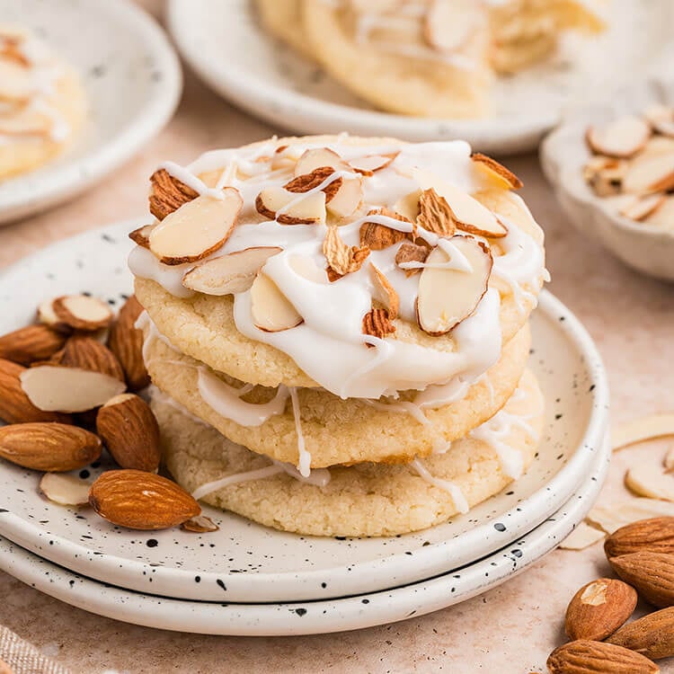 Almond Cookies Feature