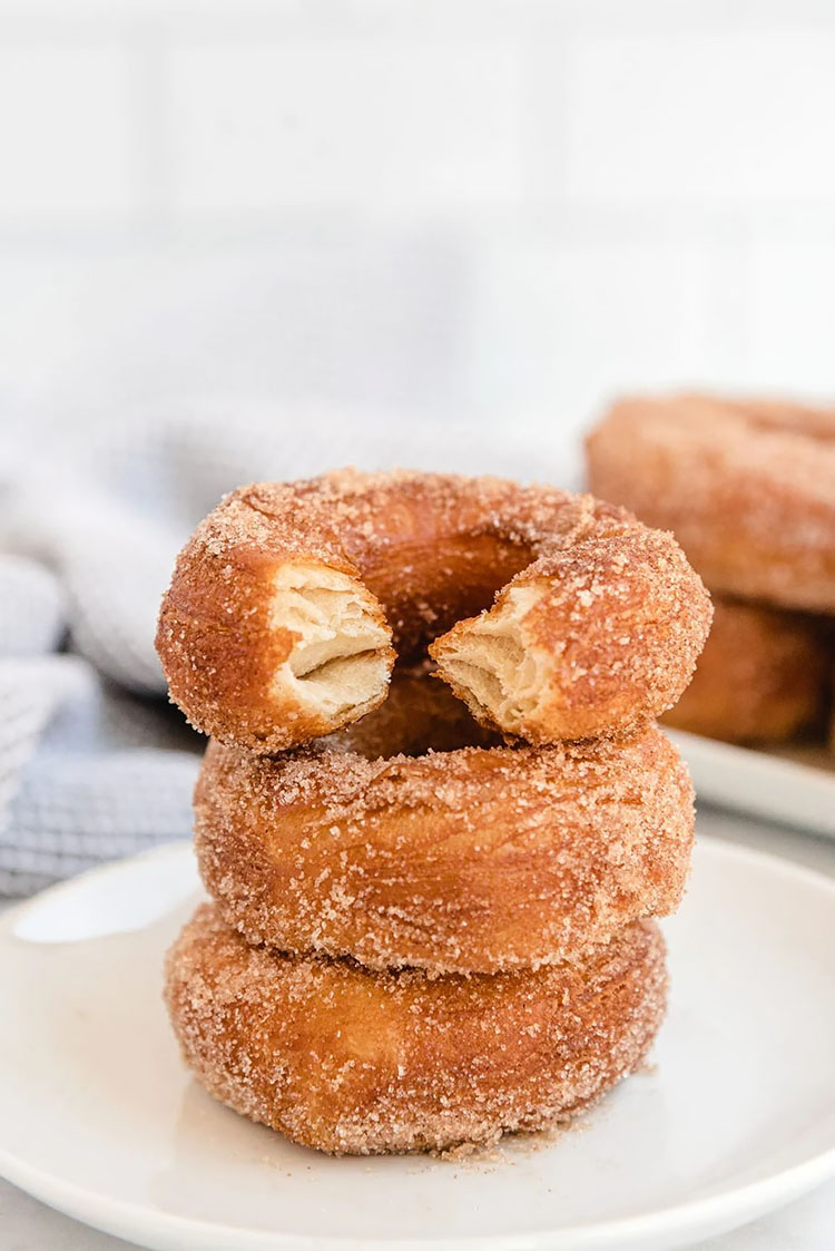 Canned Biscuit Doughnuts