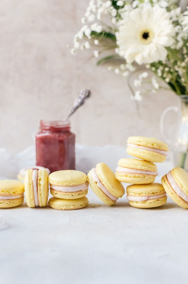 Lemon Rhubarb Macarons