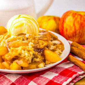 caramel apple cobbler feature