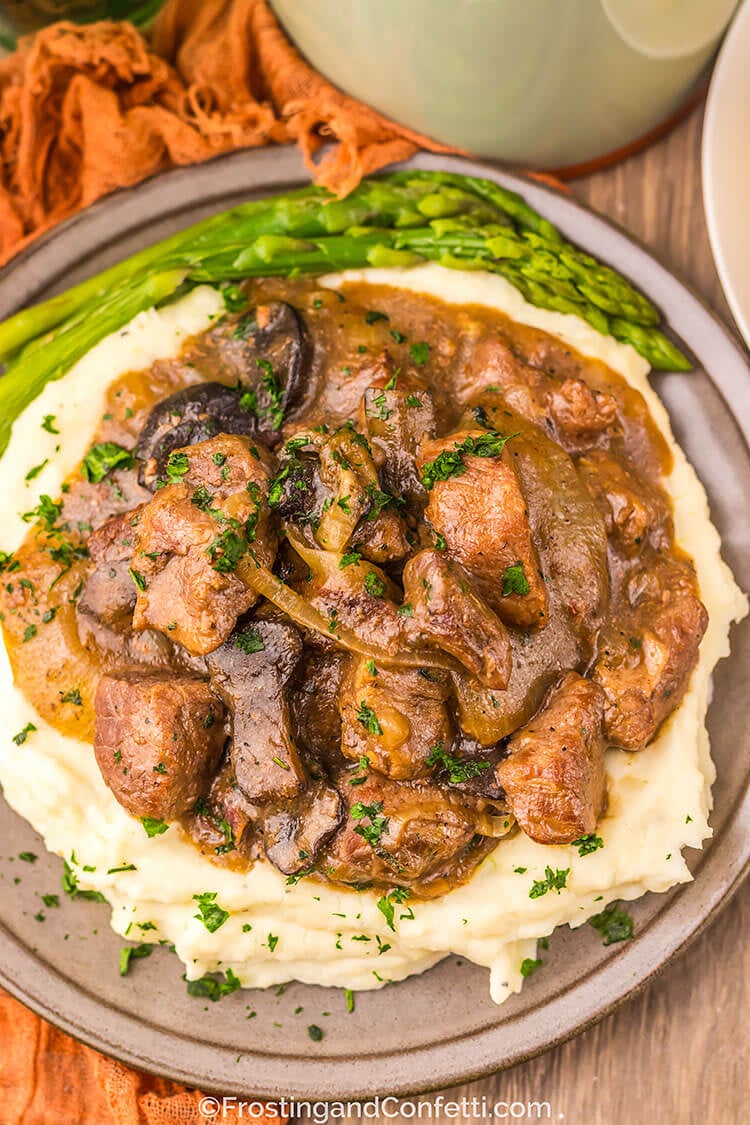 Beef Tips Slow Cooker