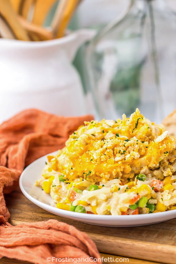 Slow Cooker Chicken Pot Pie Hash Brown Casserole