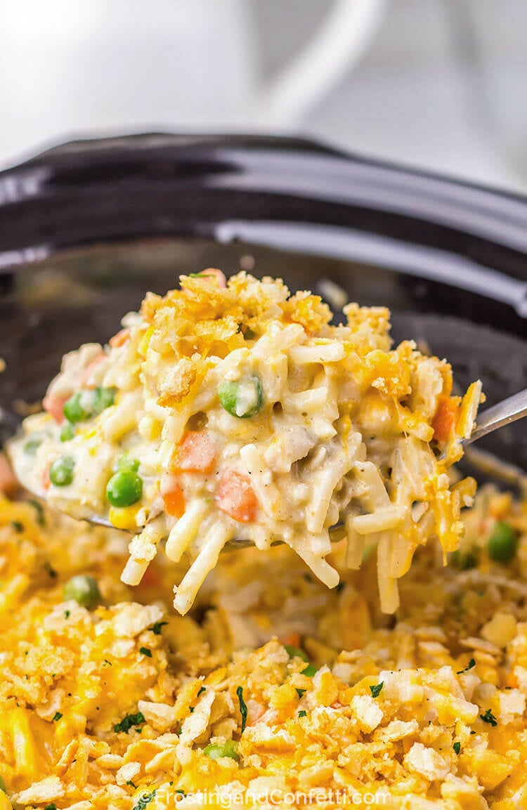Slow Cooker Chicken Pot Pie Hash Brown Casserole