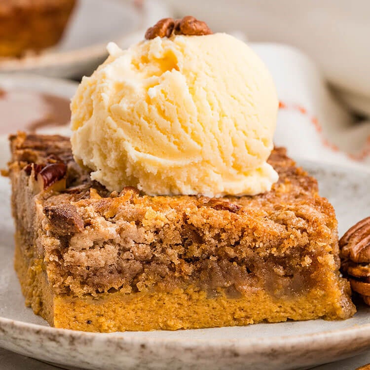 pumpkin dump cake