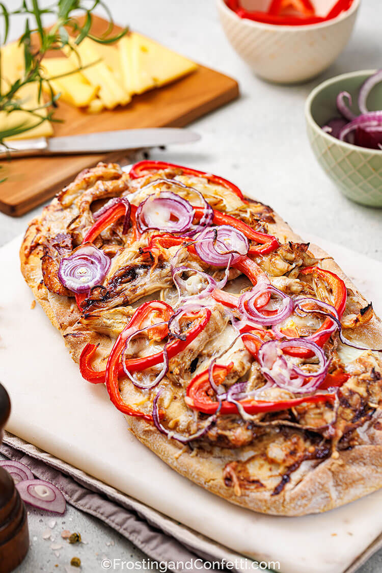 bbq chicken flatbread