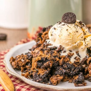 Cookies and Cream Cobbler Feature
